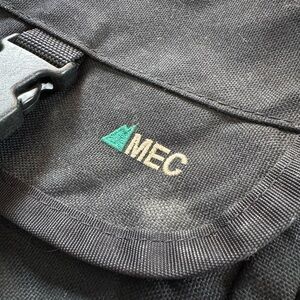 Vintage 90s - MEC Black Crossbody Bag